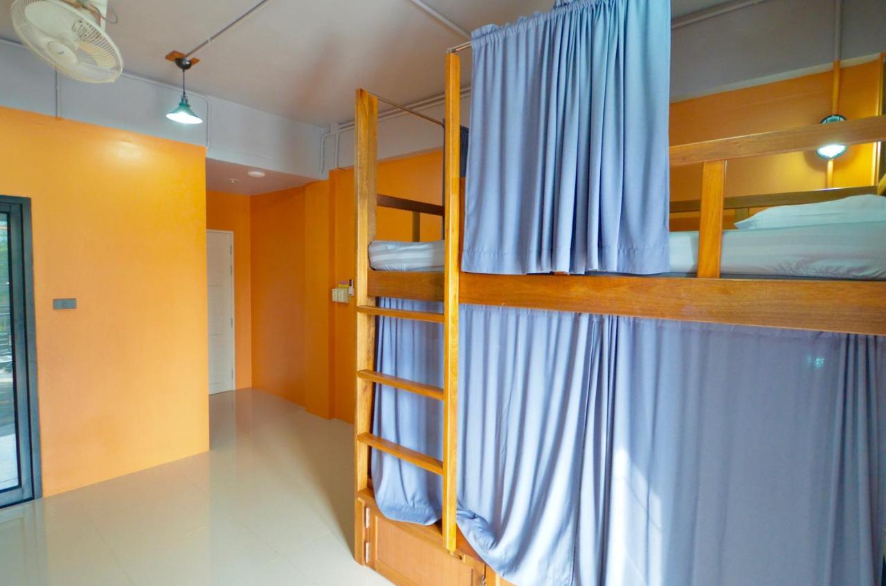 Nomad Hostel Krabi Luaran gambar